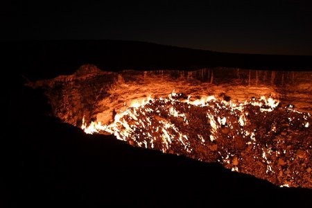 Darvaza crater