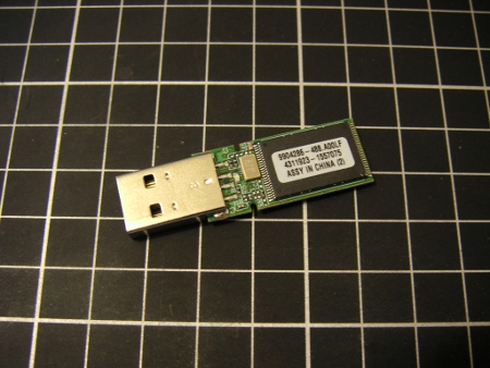 memory-stick-cover-off