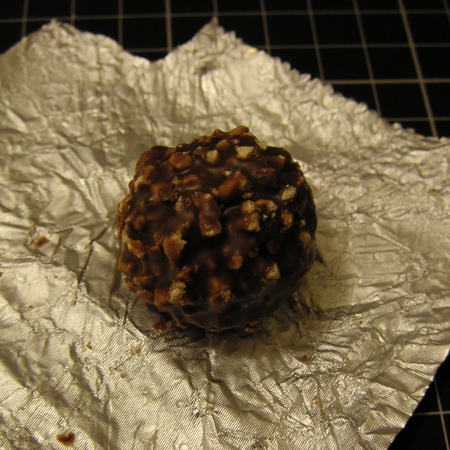 What's inside a Ferrero Rocher 