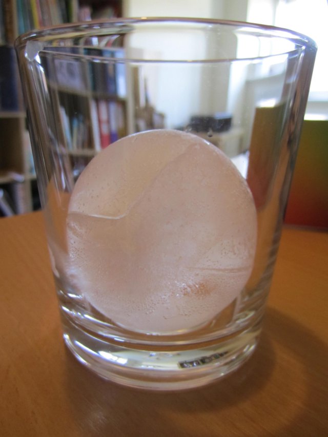 Spherical ice cubes and surface area to volume ratio