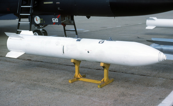 b83-bomb